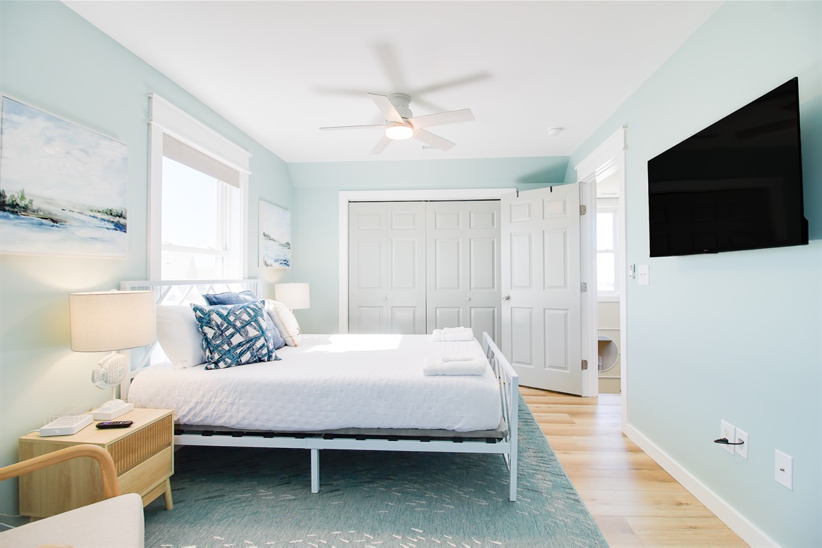 Bedroom 5 - Roku Smart TV