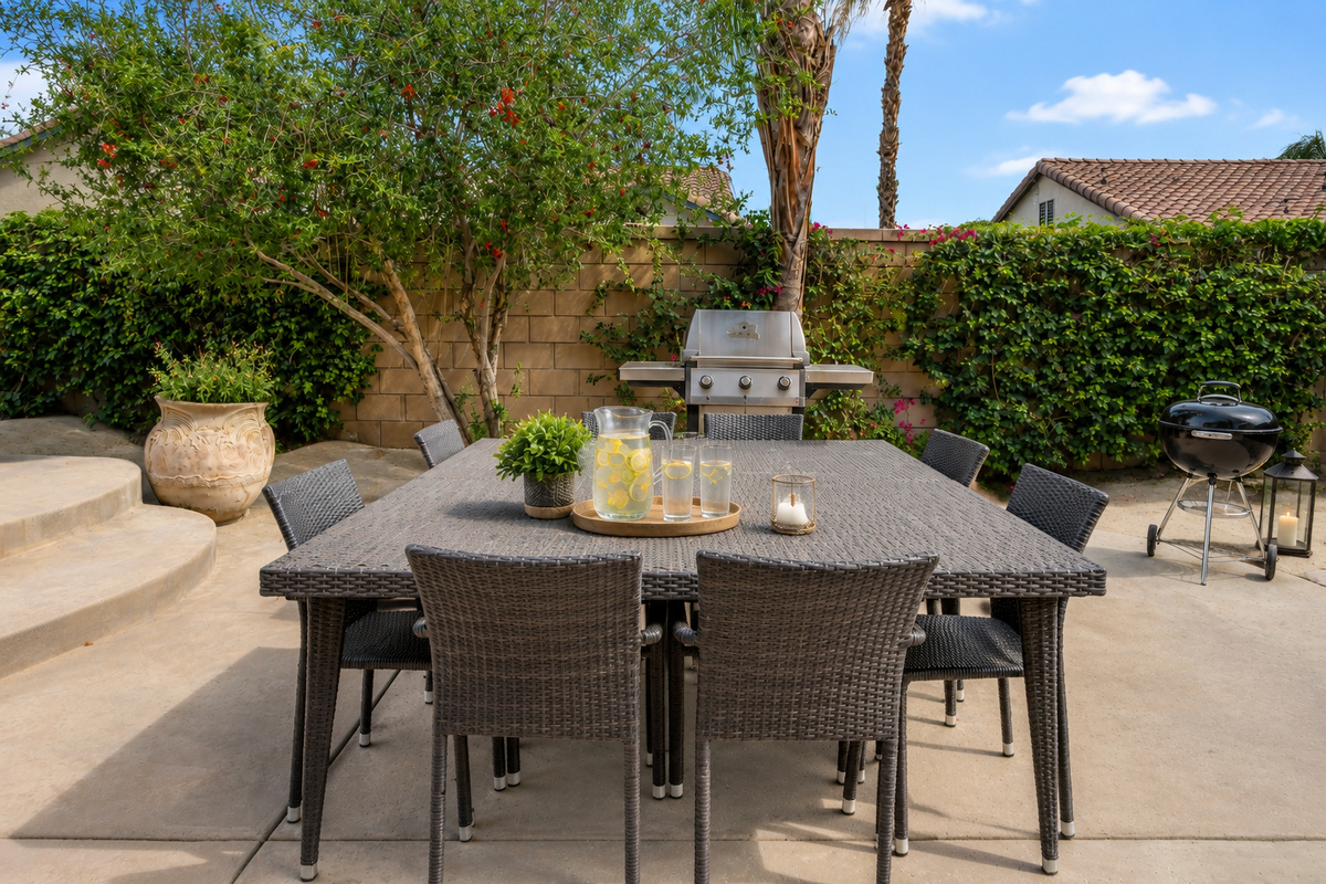Outdoor dining area for eight