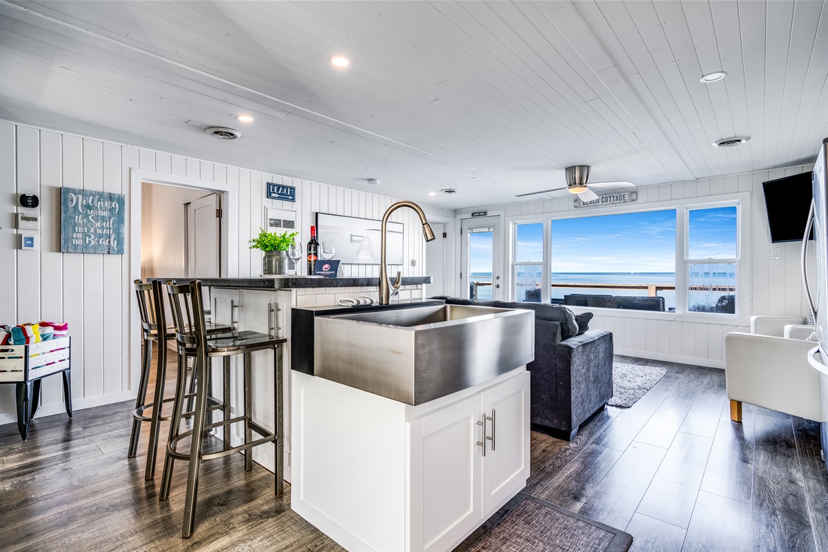 "The cottage was extremely clean with over and above household essentials.  Tastefully decorated with the comforts to make us feel at home."- Lional K, Feb 2026