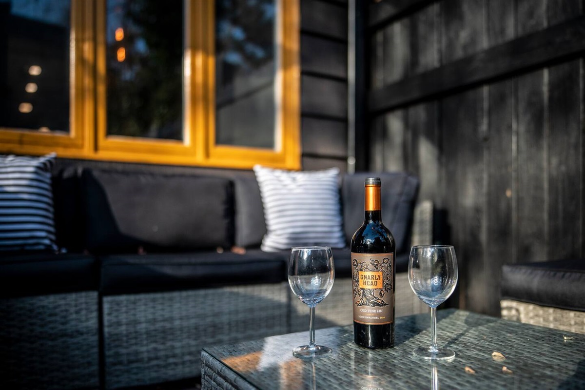 Let's have some wine on the deck next to a fireplace and relax!!! Winter or Summer best spot to spend quality time with friends and family!!