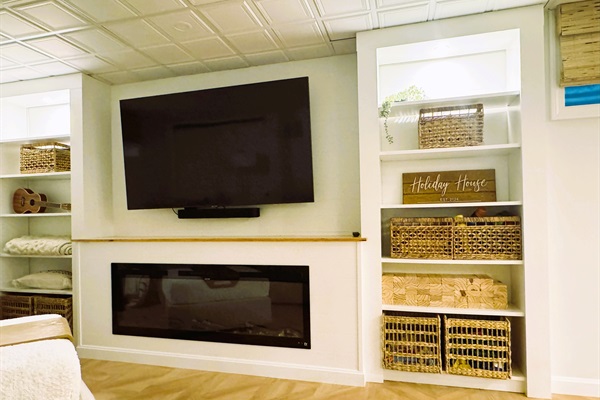 Lower Level Family Room, Electric Fireplace with Lights and Heatless Option (Use Anytime!)