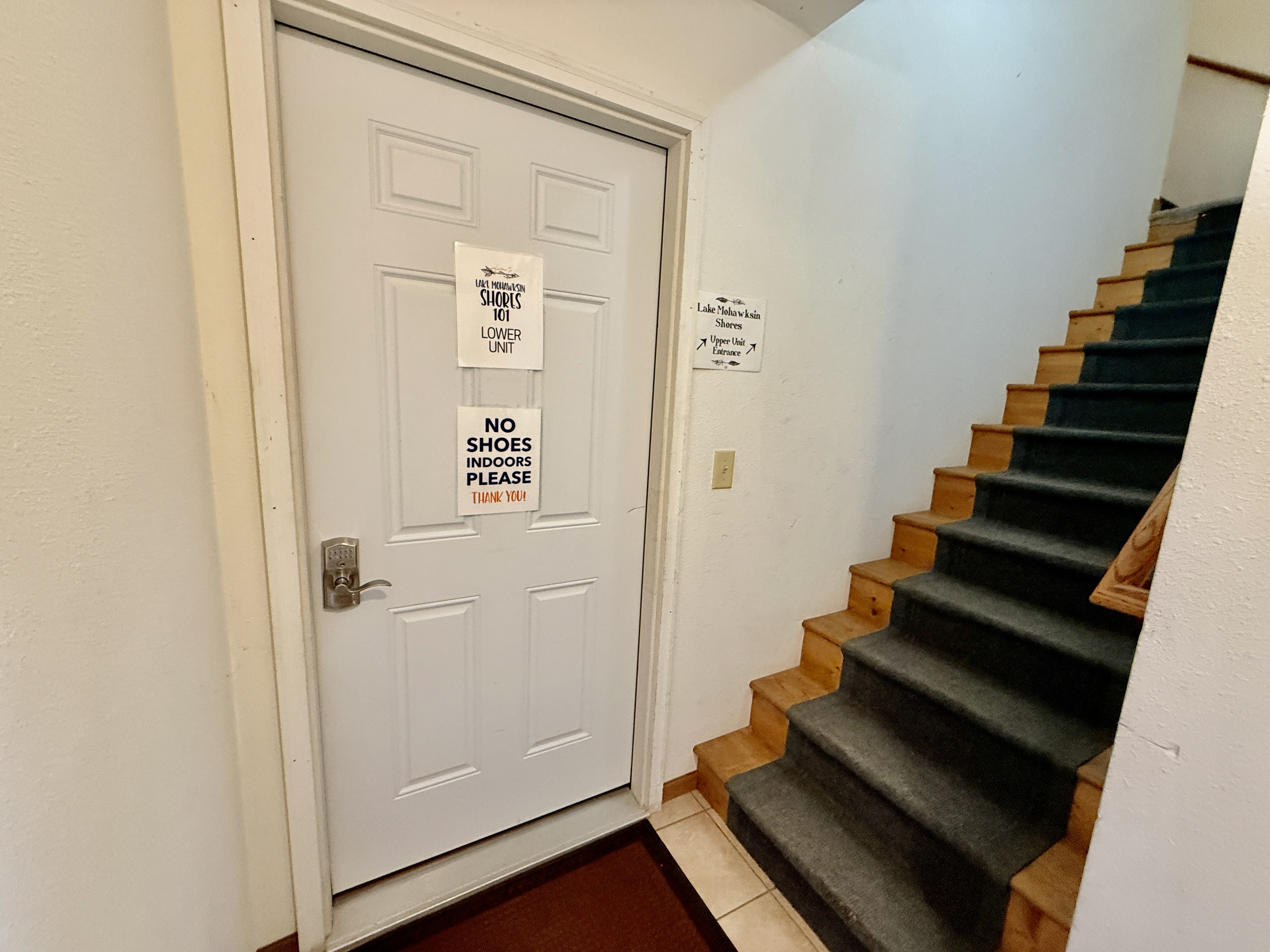 Foyer & Stairs