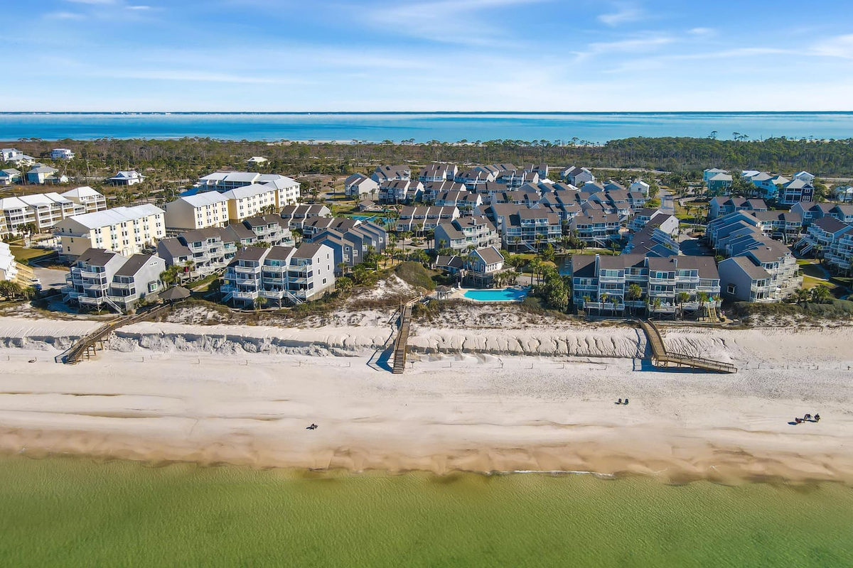  Your home base in Barrier Dunes &mdash; the property sits in a Gulf-coast setting that most travelers never find.