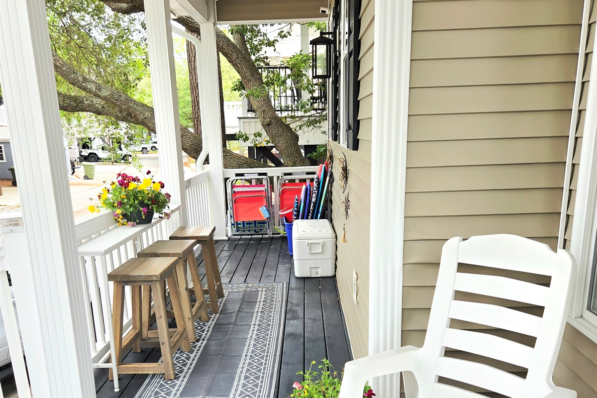 Covered Side Porch