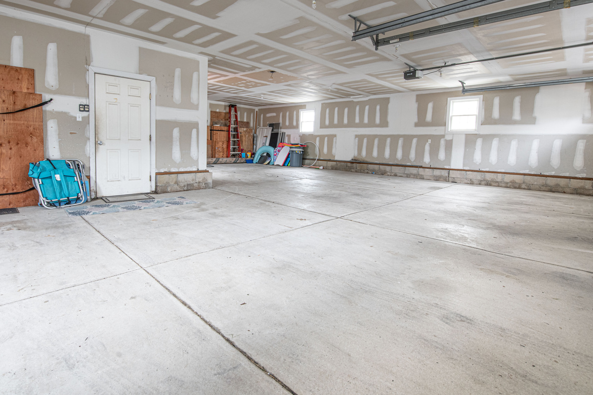 Multi-Car Garage Interior