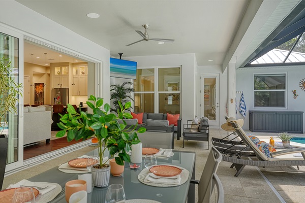 Spacious outdoor living/dining space