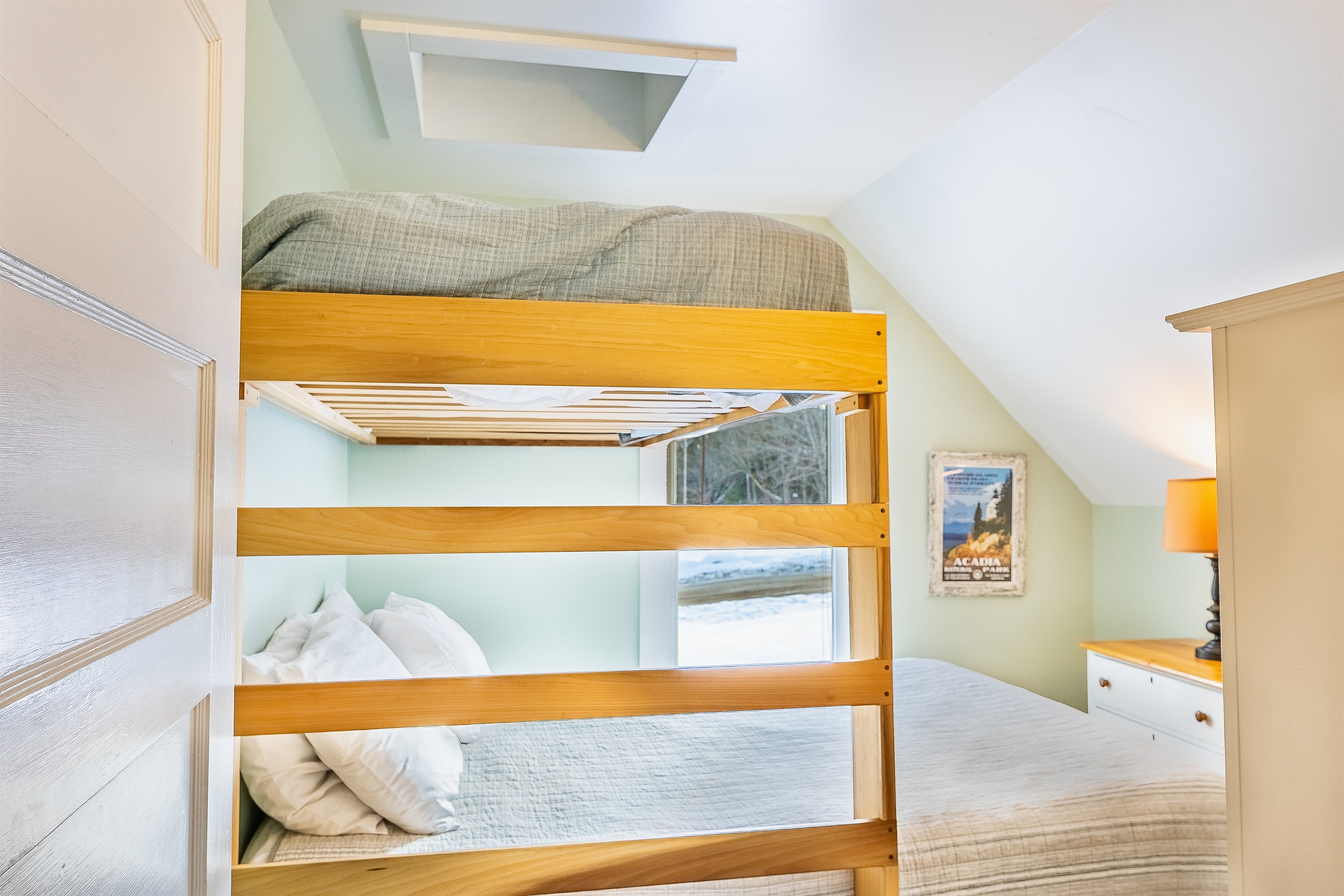 Bedroom - Queen - Twin