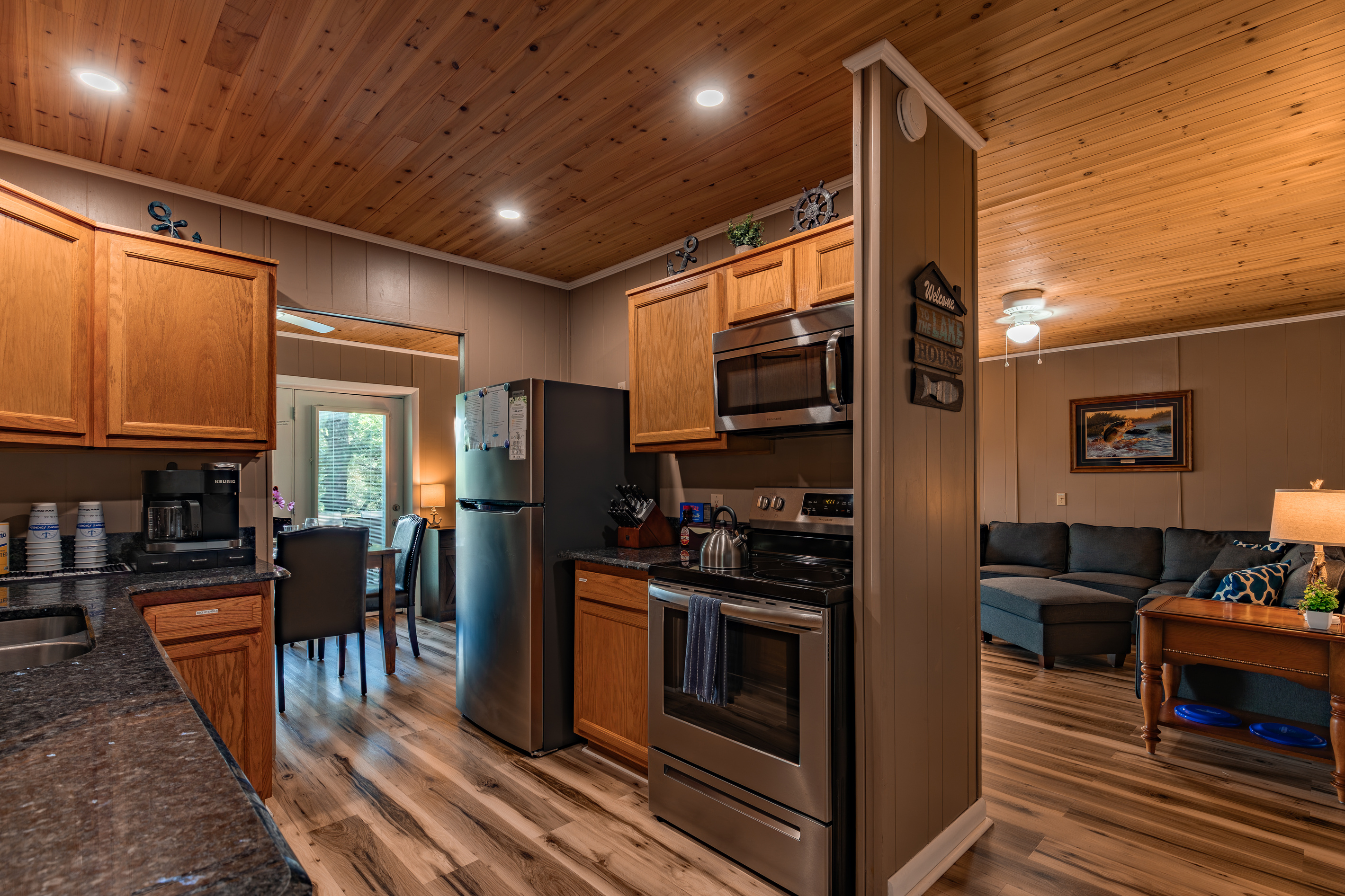 The fully equipped kitchen keeps family meals easy, from pancake mornings to big dinners after a day on the water.