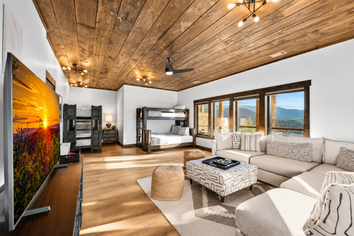 Bunkroom, perfect for families and groups.