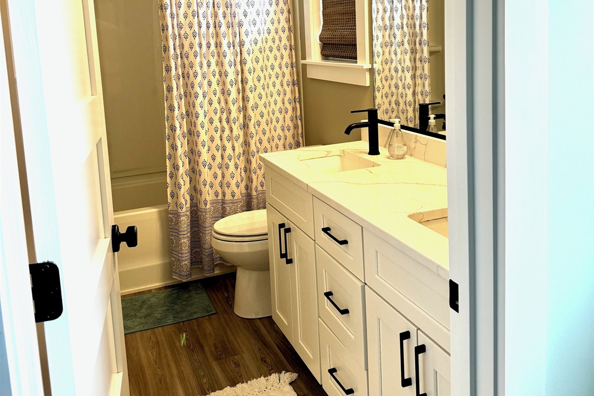 Bath #2Jack-n-JillTub/Shower, dual sinksDirect access from Bedrooms 2 and 3