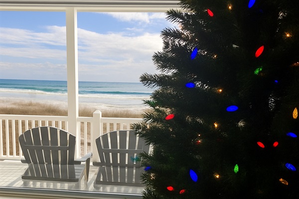 Spend the holidays at the beach!