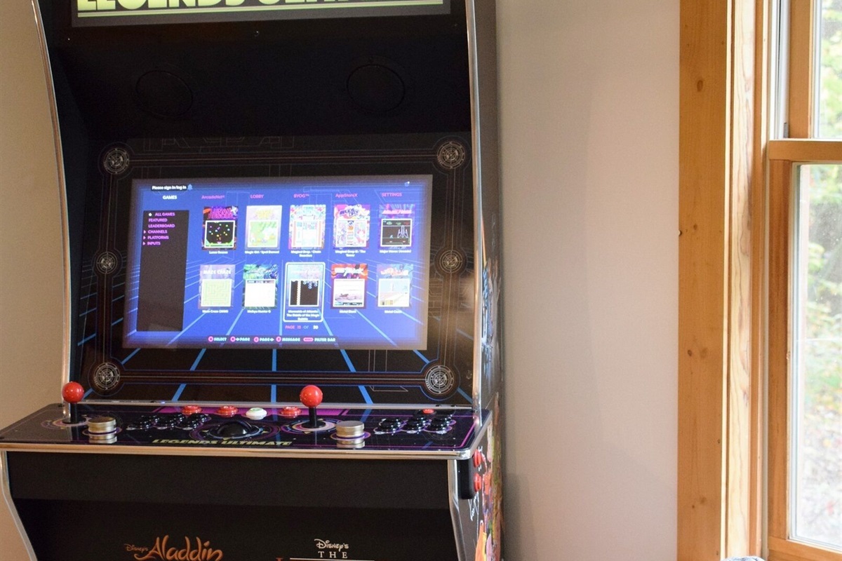 Have fun choosing from 300 classic arcade games to play. 