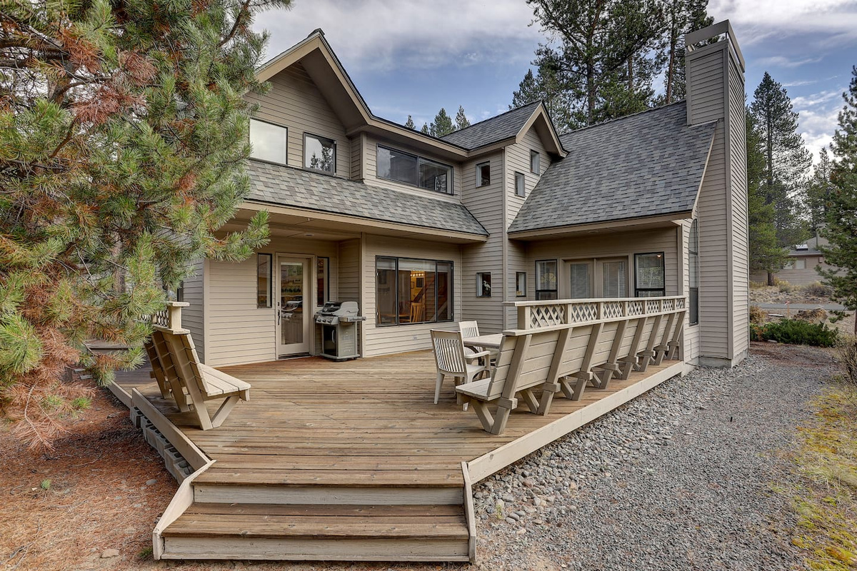 The large, private deck features a gas BBQ for grilling.