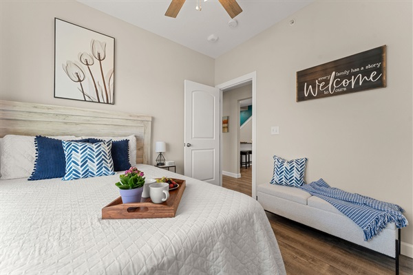 Queen bedroom on main level