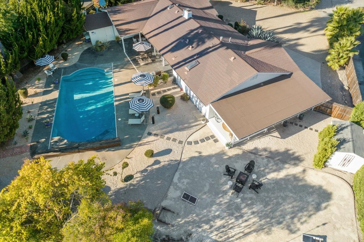 Spacious property with tons of privacy!