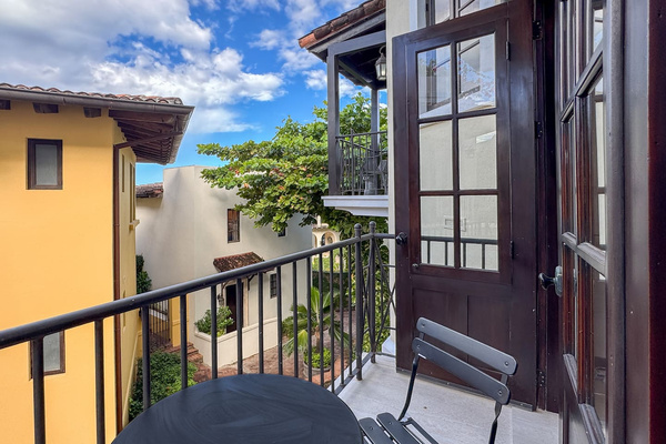 Steps from the Beach | 2BR Flat in Las Catalinas