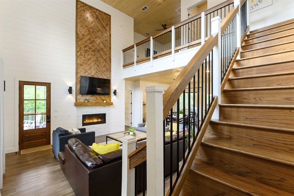 Gorgeous floor-to-ceiling fireplace