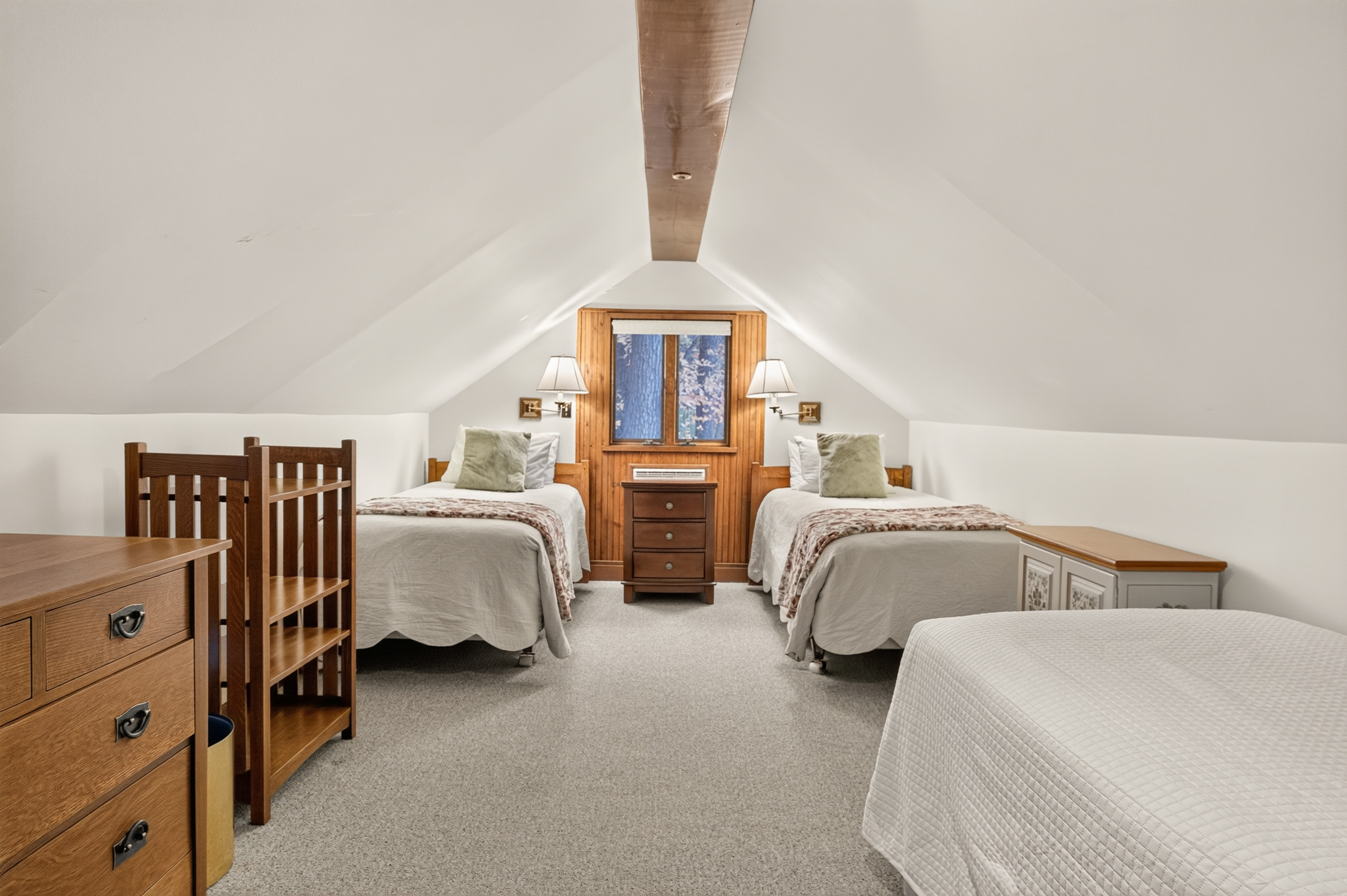 Main house- 2nd floor bedroom