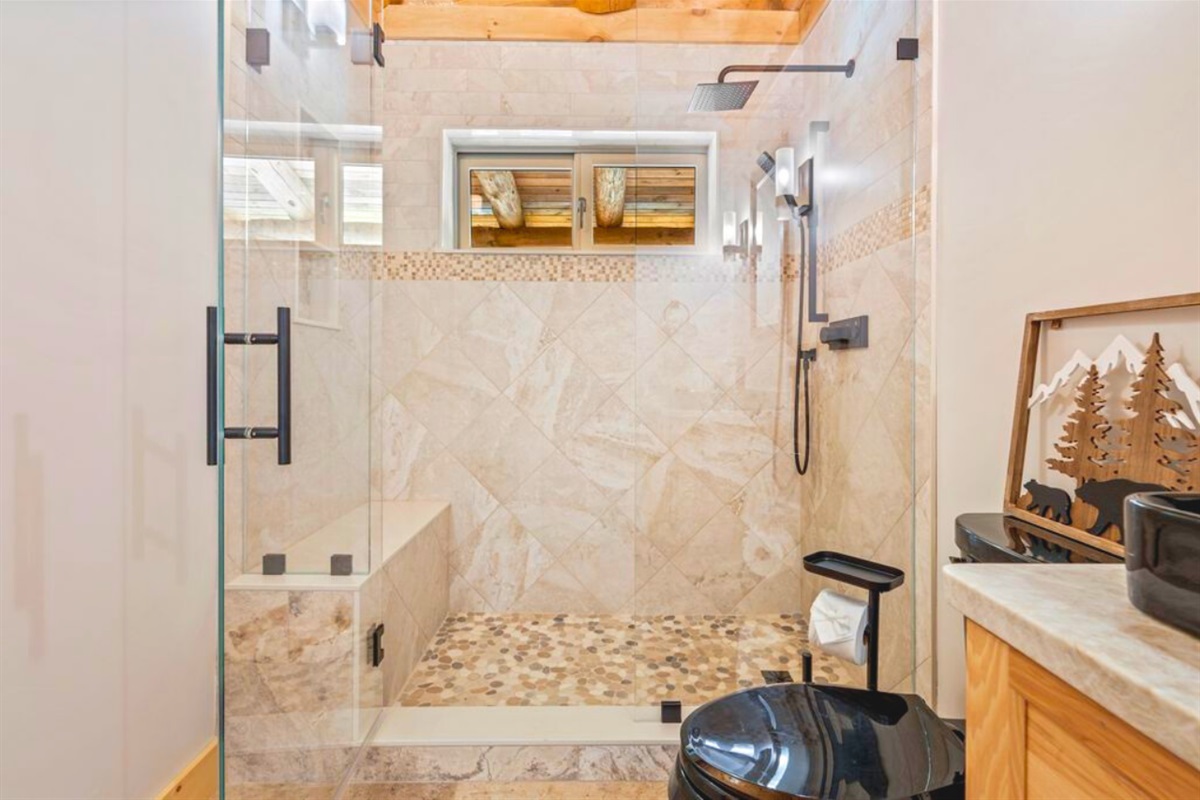 Shared full bathroom just steps from the main-floor bedroom.