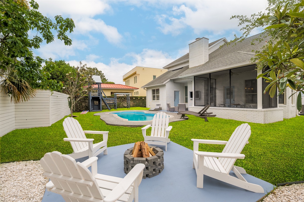 Gather, grill, and make memories in this backyard retreat