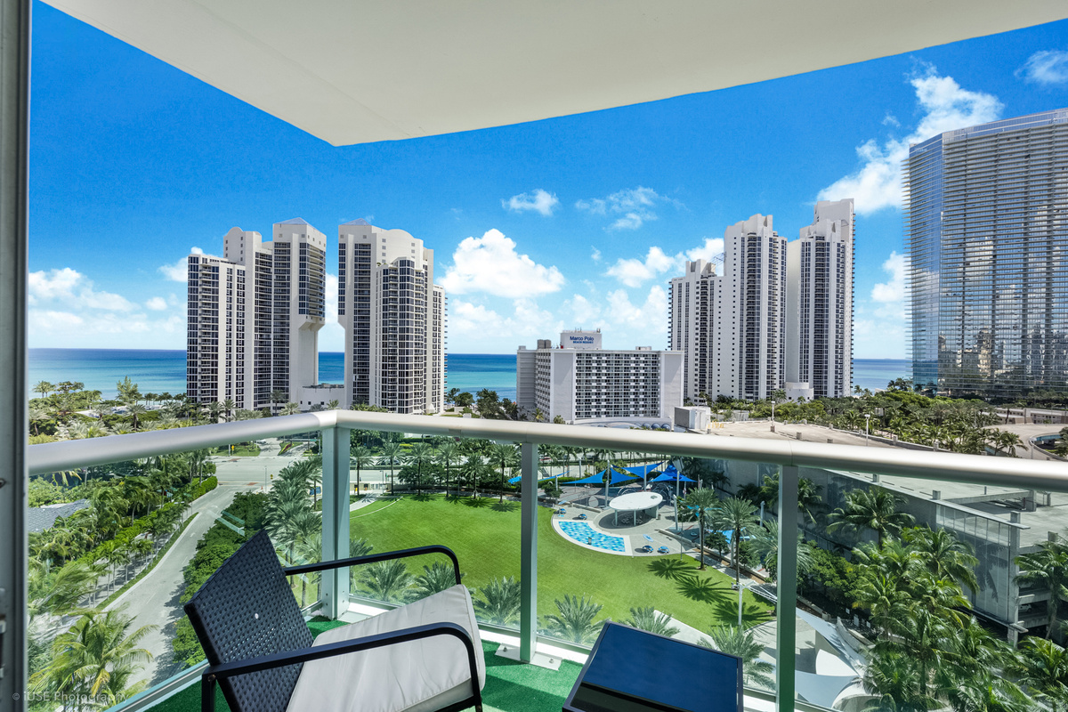 Balcony Ocean Views