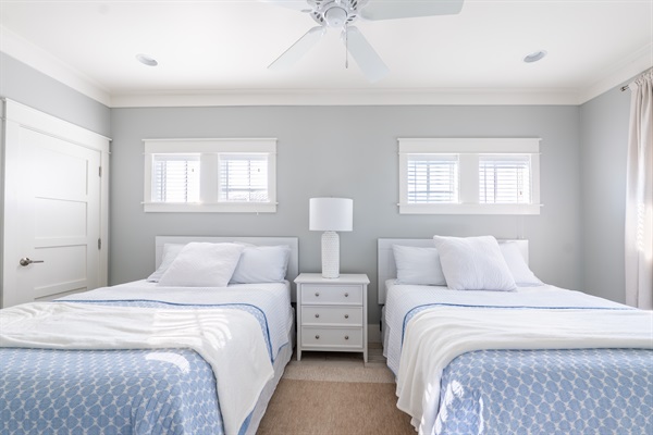 3rd Floor Bedroom with 2 Queen Beds