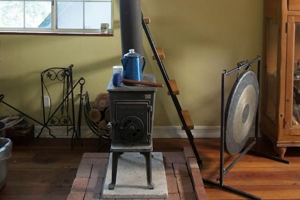 Wood burning fireplace