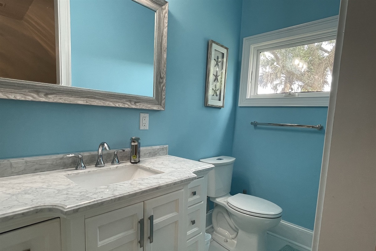 Ensuite Bath for "Starfish Wishes"  bedroom located on 2nd floor 