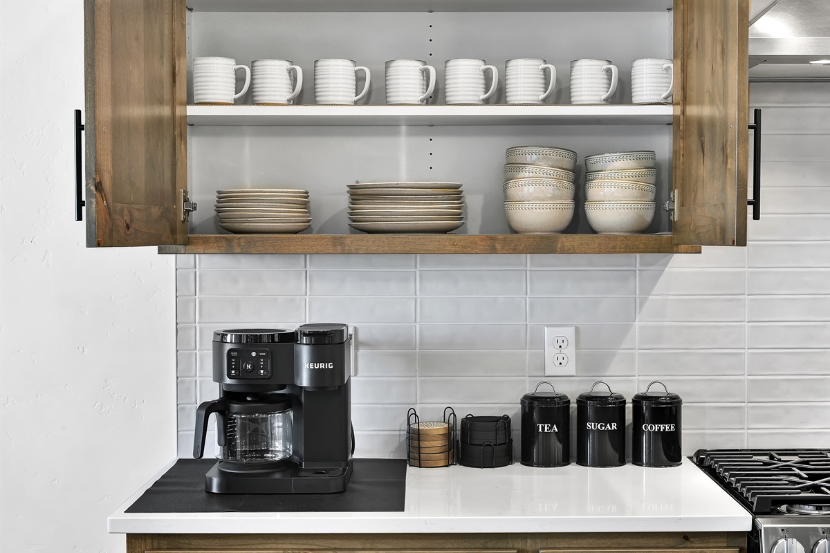 Kitchen dishes