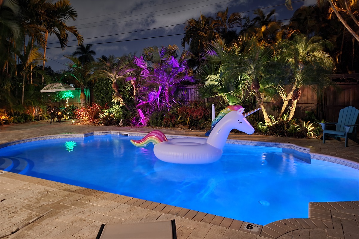 Swimming pool