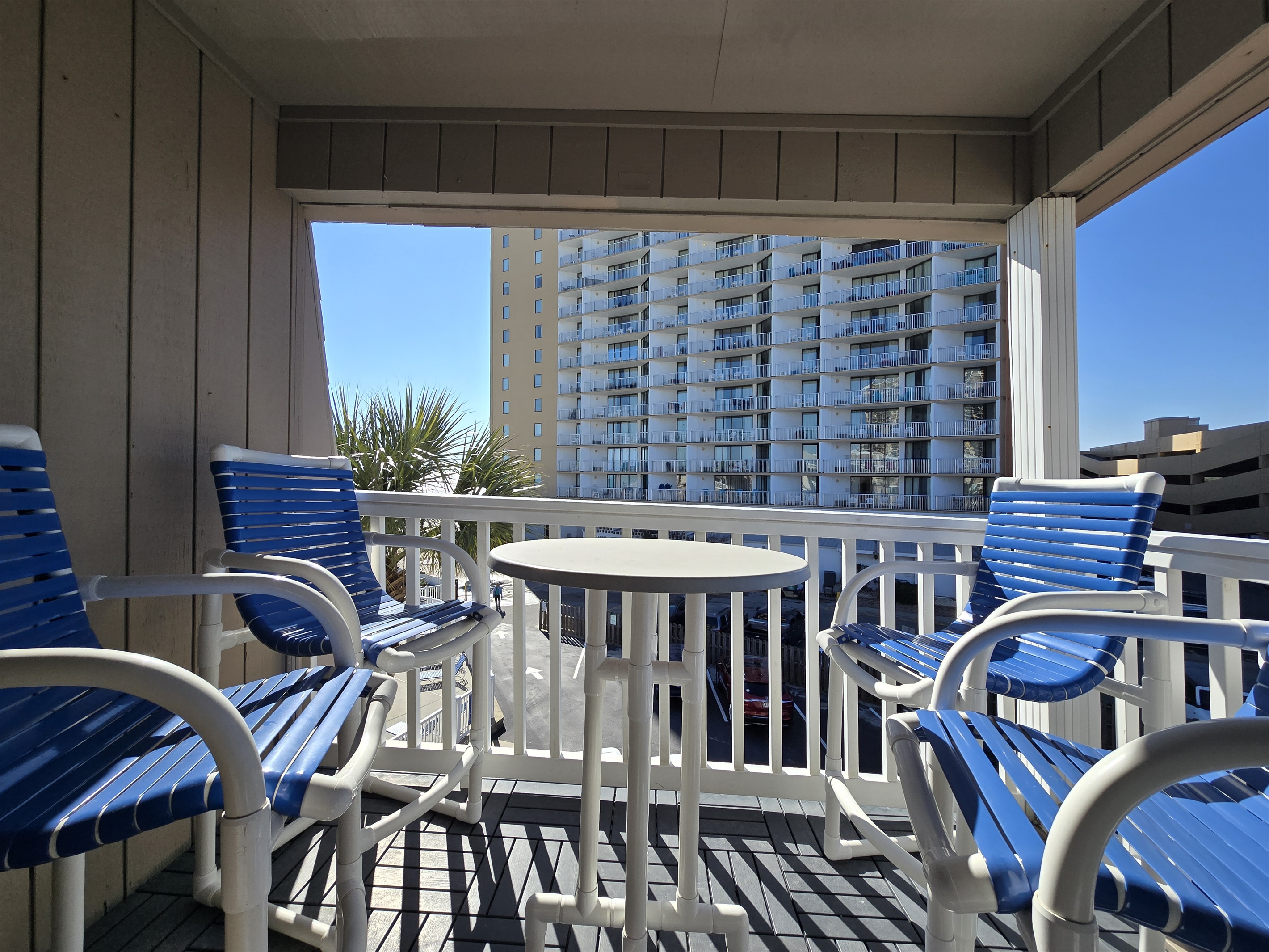 Ocean & Pool View Balcony