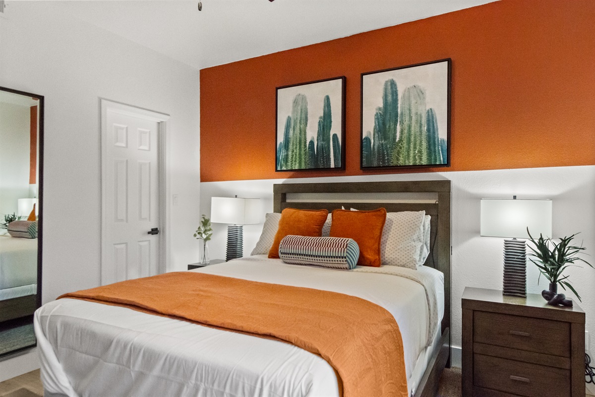 ✨ Relax in a bright and inviting bedroom with premium bedding, fresh linens, and plenty of space to recharge during your stay.