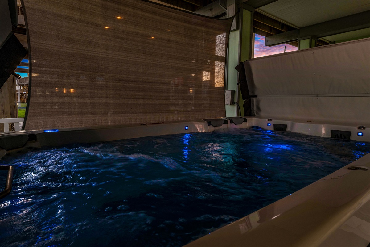 Crystal Paradise Outdoor Space: Refresh and recharge in the swim spa, ideal for morning swims or evening relaxation.