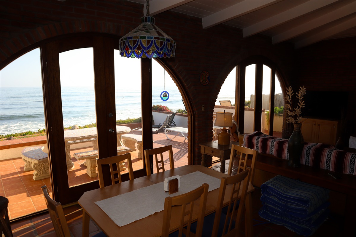Dinning Table