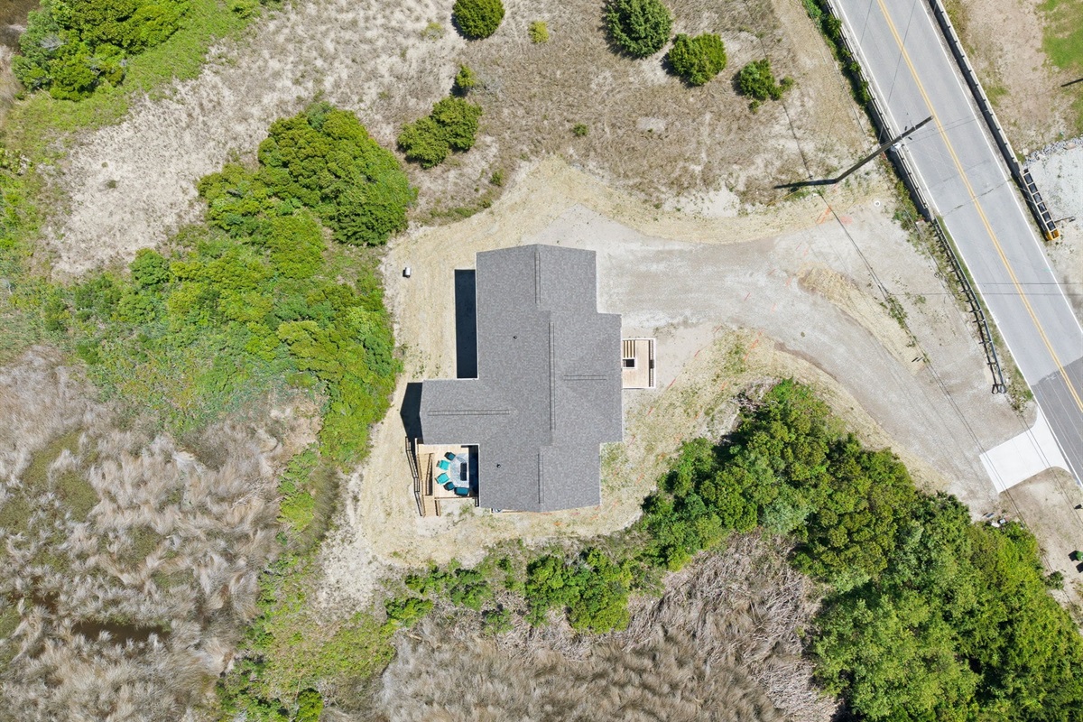 Private lot with plenty of space, surrounded by nature and coastal scenery
