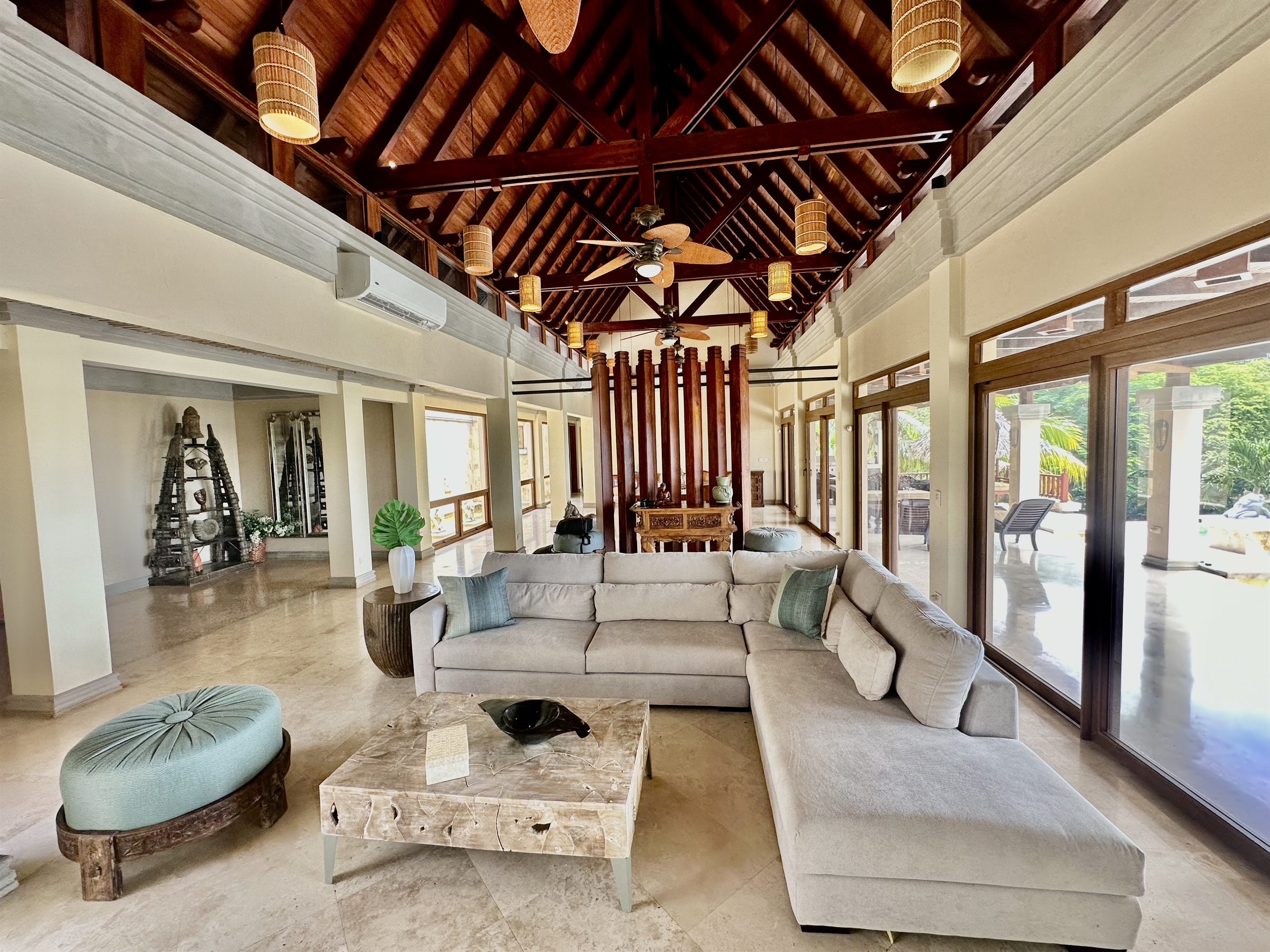 Large Gathering Room