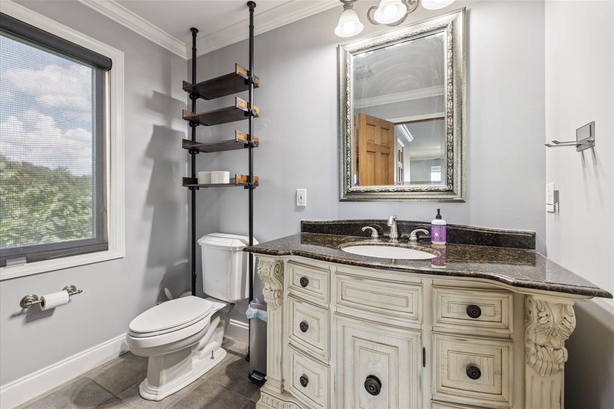 Bathroom 2 (access from Bedroom 2)
