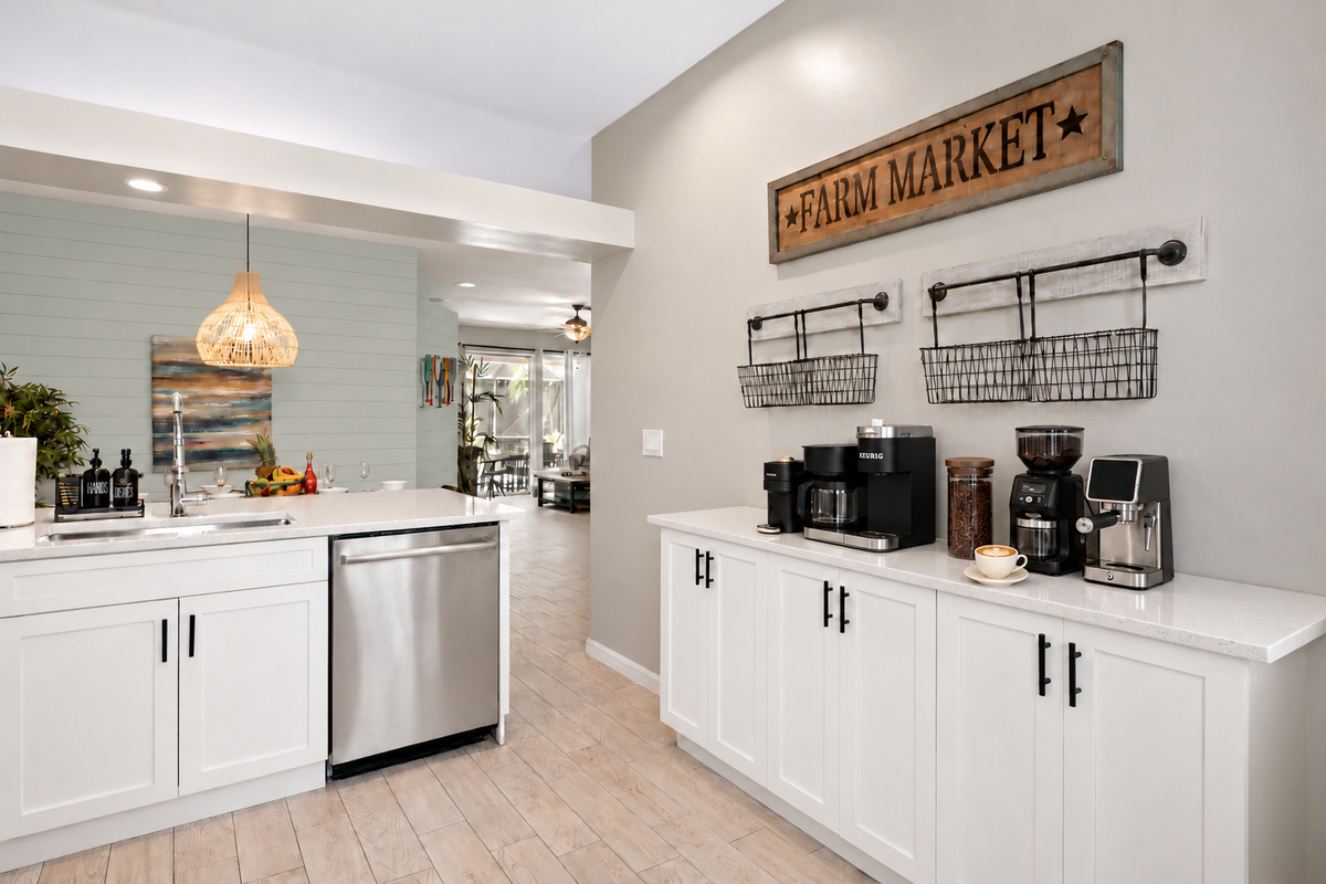 For the coffee lovers we have it all! Burr Grinder, Espresso machine, Nespresso, Keurig, and Drip Coffee Makers.