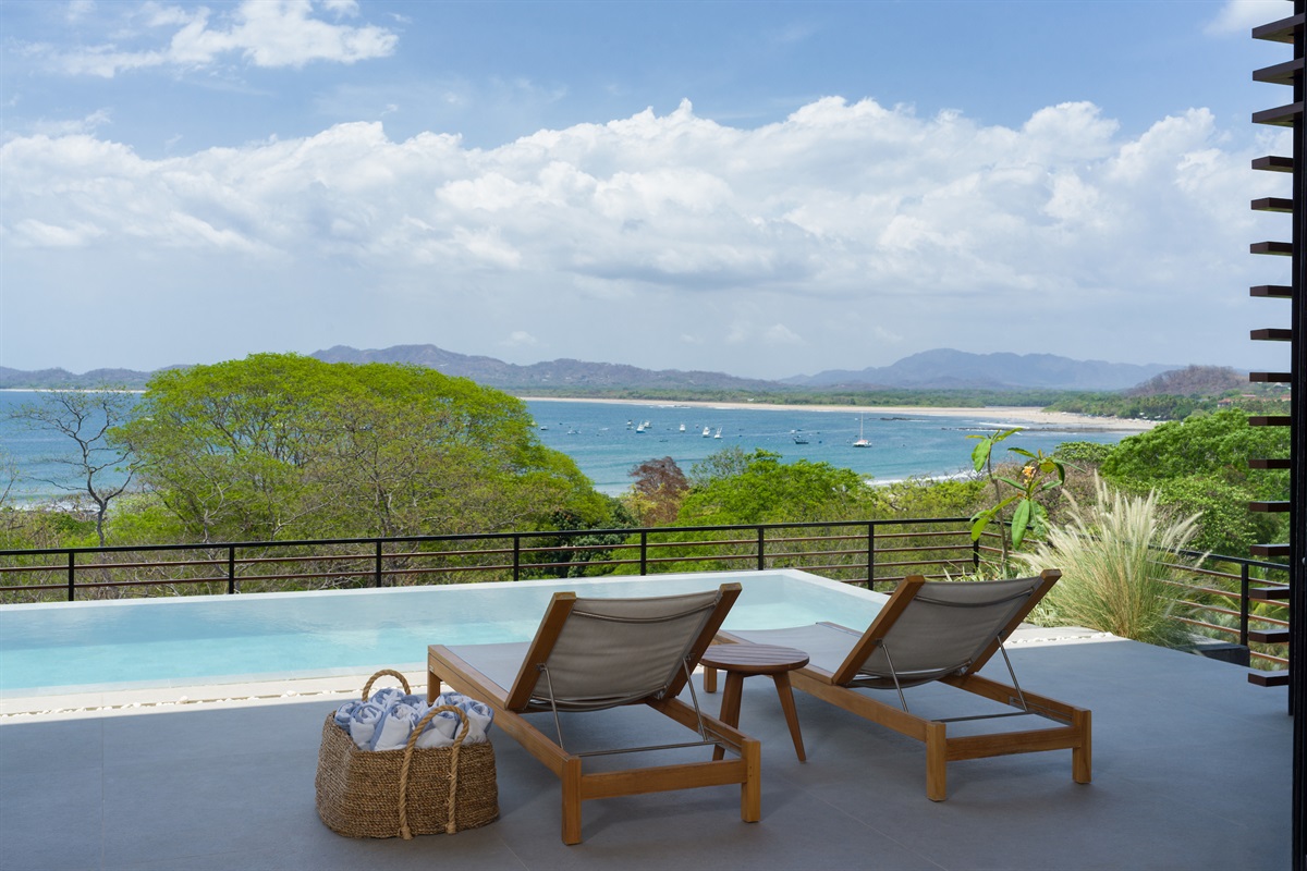 フォルムラトレ　LA GRANDE CASA フォルムラトレ LA GRANDE CASA