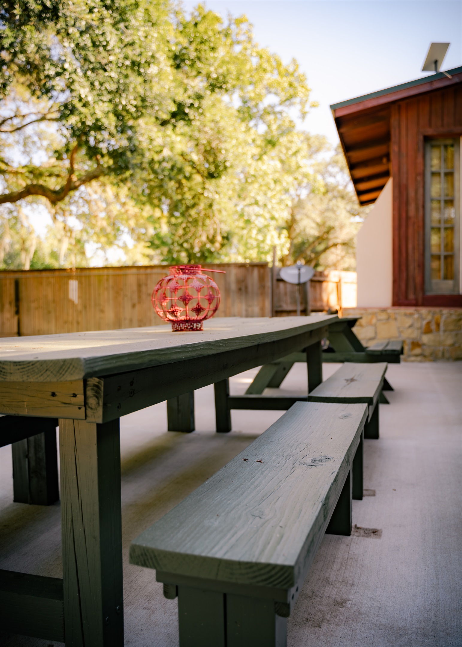 Tons of outdoor seating