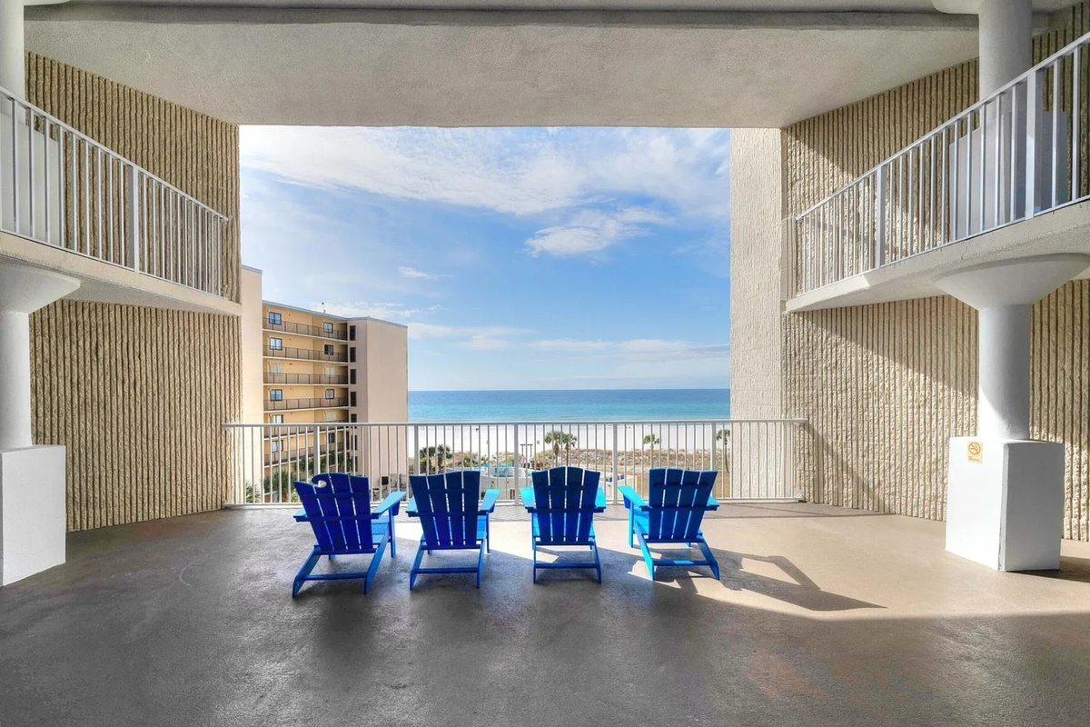 Balconies on every floor to enjoy