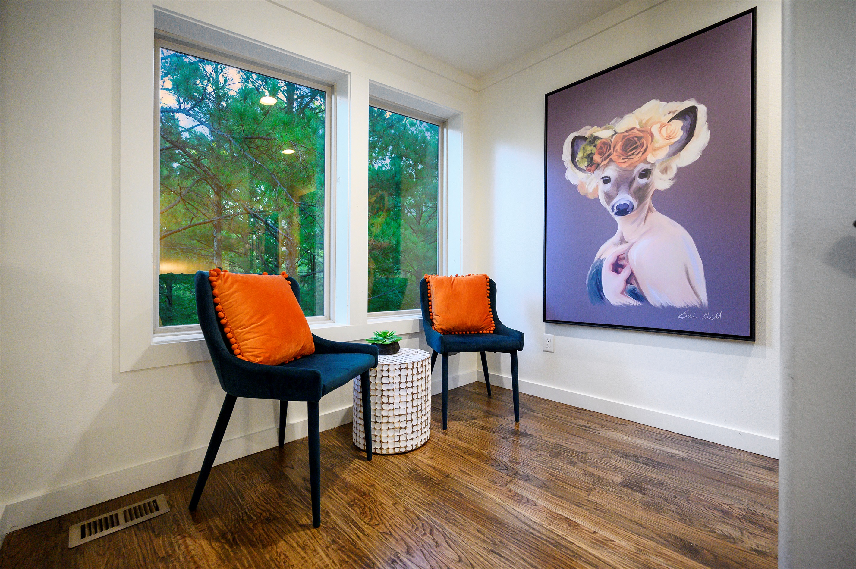 A place for a 1:1 conversation on the landing of the 2nd floor
