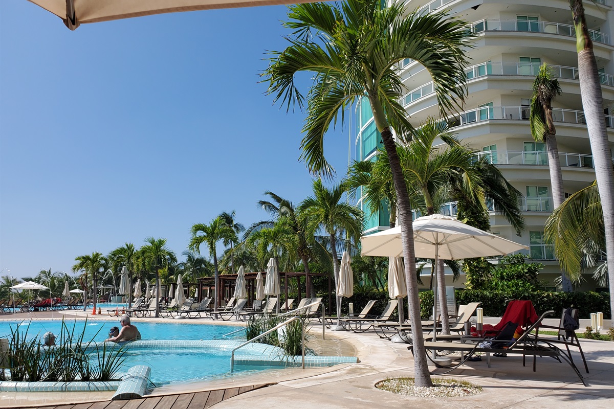 The Beach right in Front of the Complex