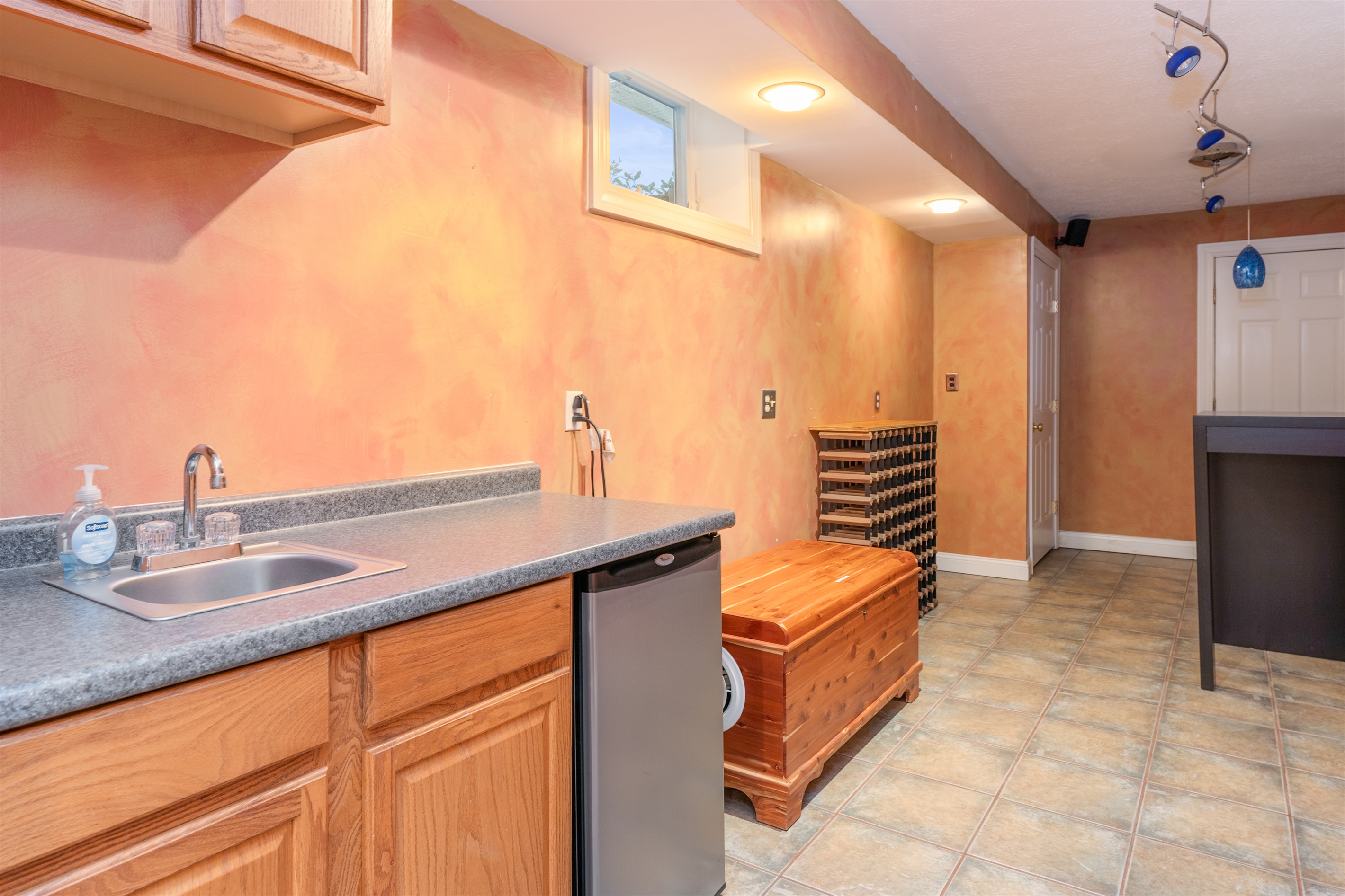 Wine cellar (wine not included)