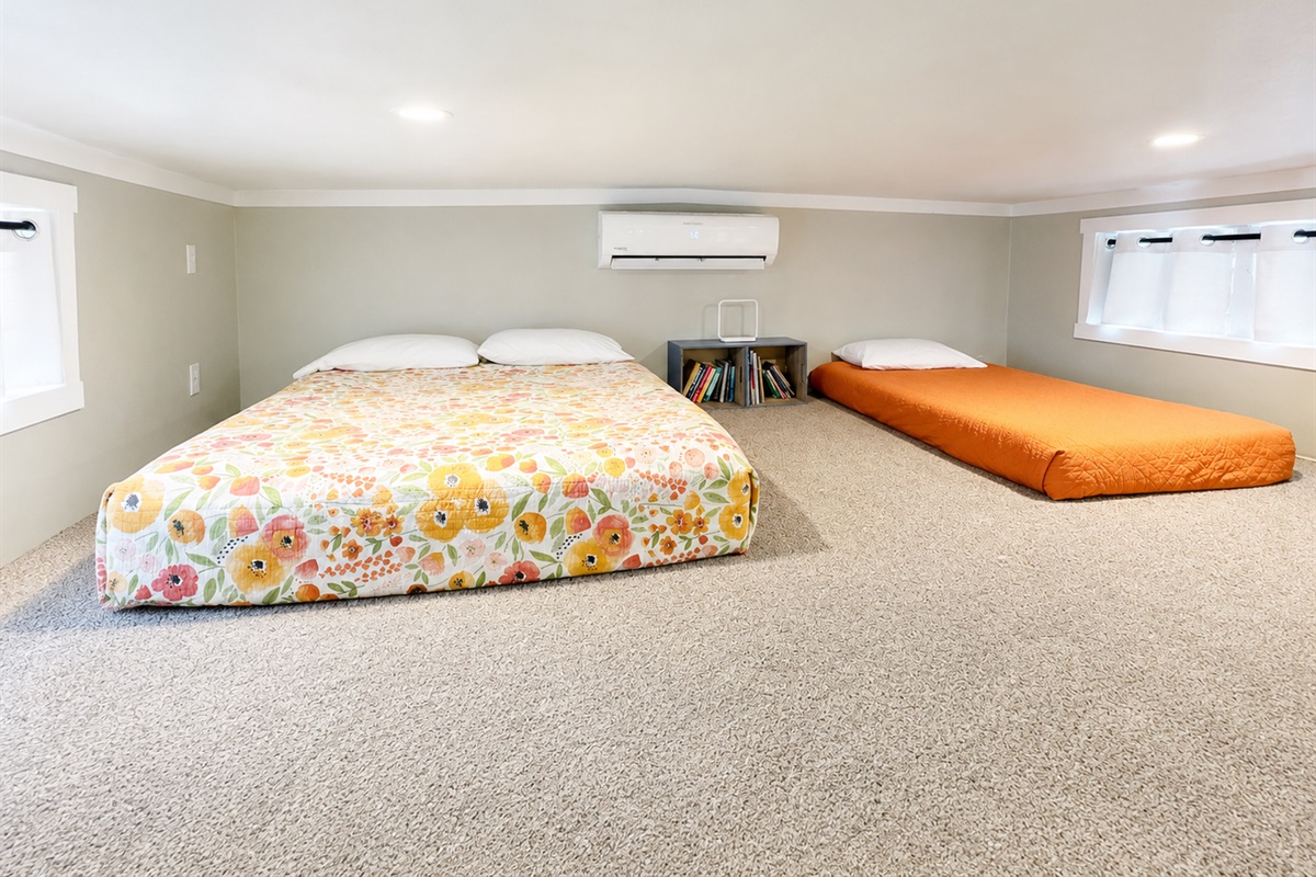 Loft w/ LOW 4' CEILING
NOTE: 1 twin + 1 queen bed