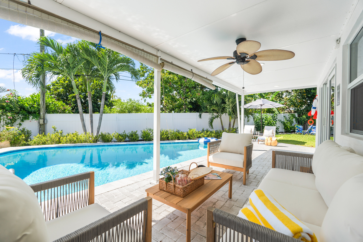 The perfect spot for poolside lounging and conversation