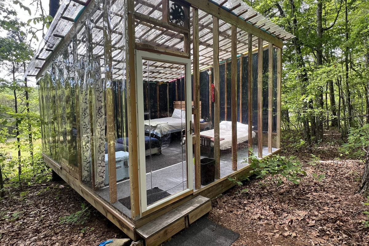 2 marine vinyl clear walls
