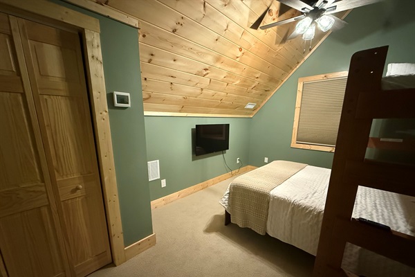 Upstairs Bedroom 1 with 43" TV