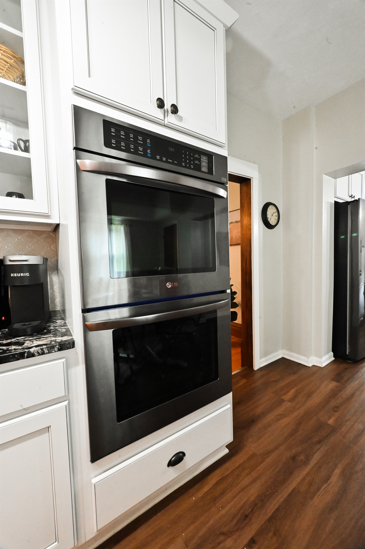 2 ovens