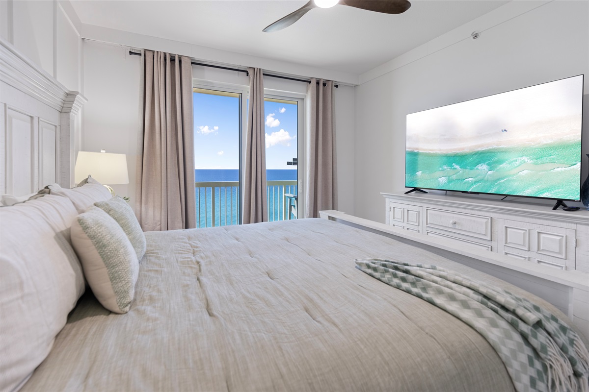 Gulf-Front Primary Bedroom